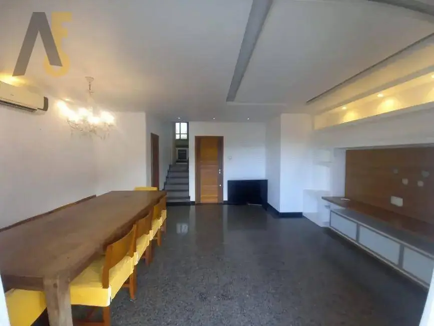 Foto 4 de Casa com 4 quartos à venda, 465m2 em Rio De Janeiro - RJ