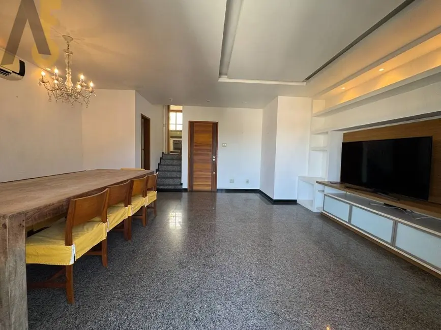 Foto 3 de Casa com 4 quartos à venda, 465m2 em Rio De Janeiro - RJ
