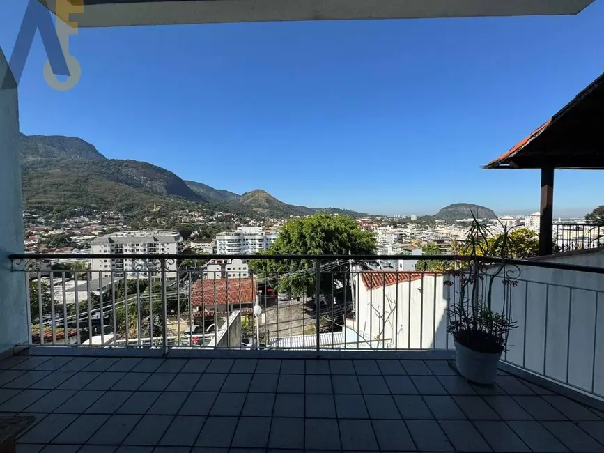 Foto 6 de Casa com 4 quartos à venda, 465m2 em Rio De Janeiro - RJ