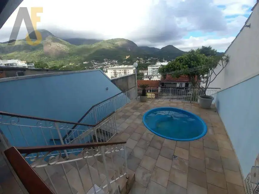Foto 1 de Casa com 4 quartos à venda, 465m2 em Rio De Janeiro - RJ