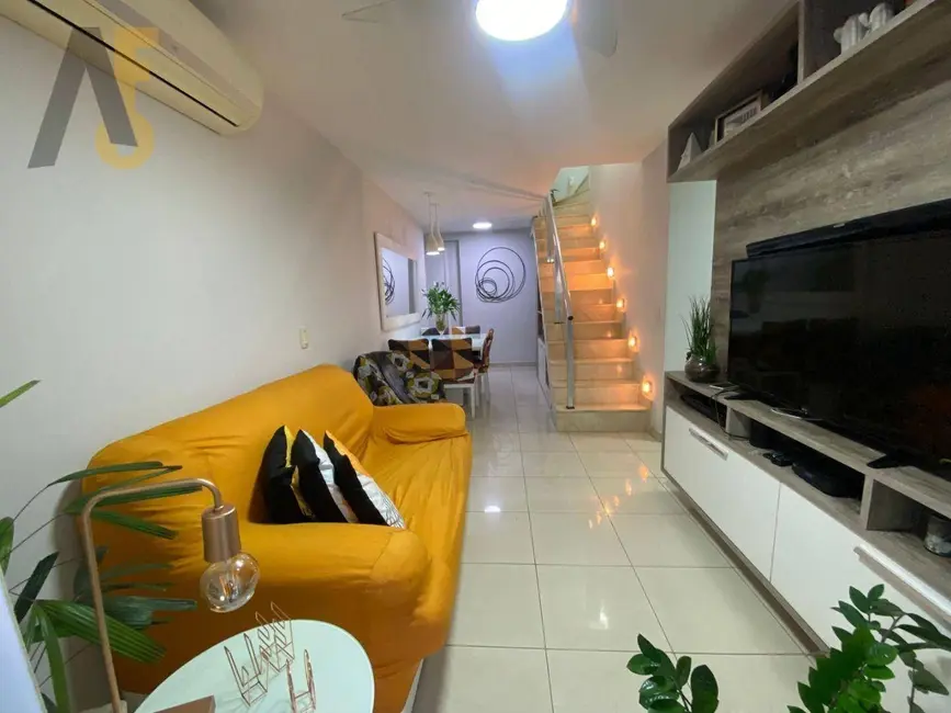 Cobertura com 3 quartos à venda, 160m2 em Rio De Janeiro - RJ - imagem 4 Foto 4 de Cobertura com 3 quartos à venda, 160m2 em Rio De Janeiro - RJ