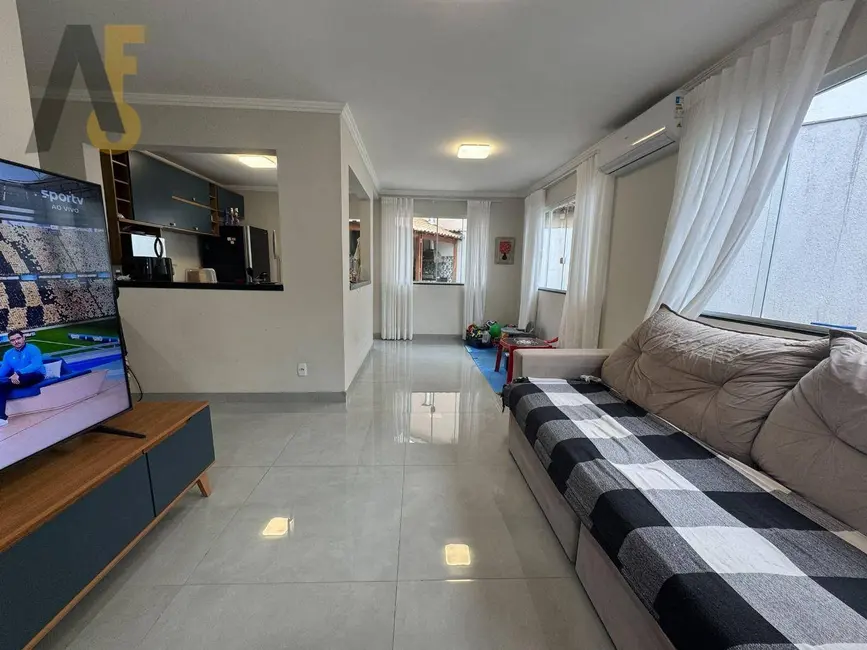 Casa com 2 quartos à venda, 361m2 em Jacarepaguá, Rio De Janeiro - RJ - imagem 3 Foto 3 de Casa com 2 quartos à venda, 361m2 em Jacarepaguá, Rio De Janeiro - RJ
