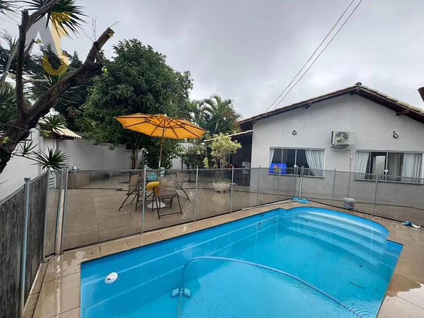 Casa com 2 quartos à venda, 361m2 em Jacarepaguá, Rio De Janeiro - RJ - imagem 1 Foto 1 de Casa com 2 quartos à venda, 361m2 em Jacarepaguá, Rio De Janeiro - RJ