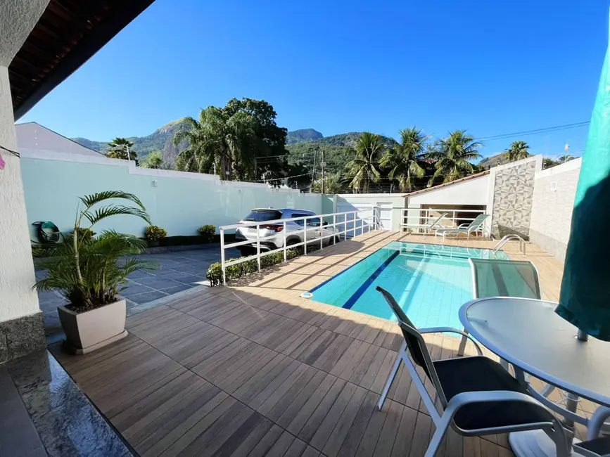 Casa com 5 quartos à venda, 417m2 em Anil, Rio De Janeiro - RJ - imagem 3 Foto 3 de Casa com 5 quartos à venda, 417m2 em Anil, Rio De Janeiro - RJ