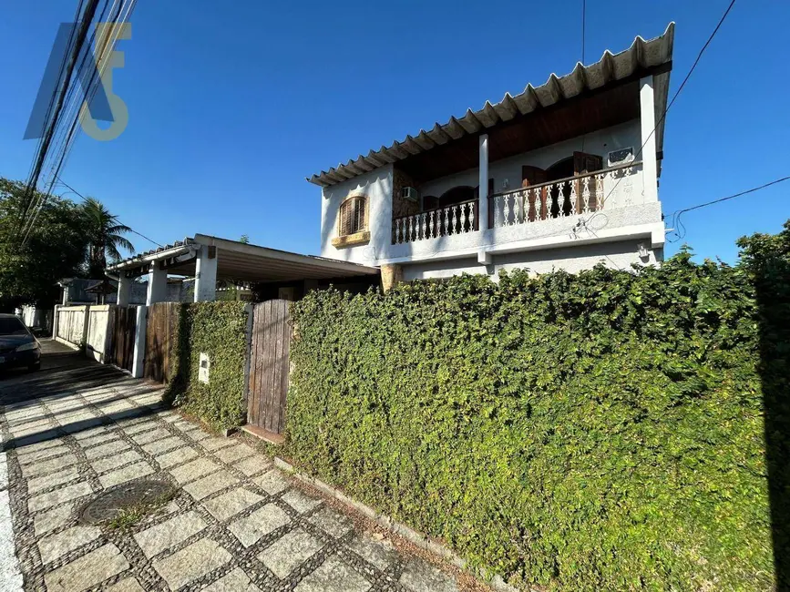 Casa de Condomínio com 5 quartos à venda, 318m2 em Rio De Janeiro - RJ - imagem 1 Foto 1 de Casa de Condomínio com 5 quartos à venda, 318m2 em Rio De Janeiro - RJ