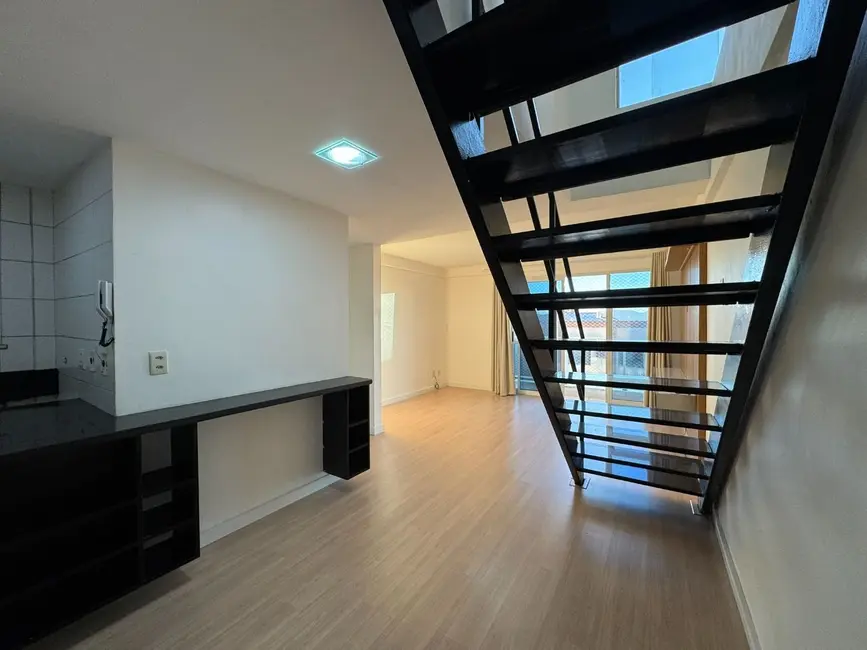 Cobertura com 2 quartos à venda, 110m2 em Rio De Janeiro - RJ - imagem 8 Foto 8 de Cobertura com 2 quartos à venda, 110m2 em Rio De Janeiro - RJ