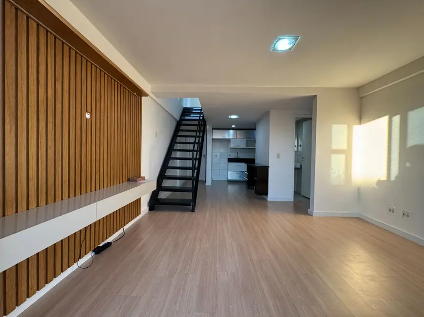 Cobertura com 2 quartos à venda, 110m2 em Rio De Janeiro - RJ - imagem 2 Foto 2 de Cobertura com 2 quartos à venda, 110m2 em Rio De Janeiro - RJ
