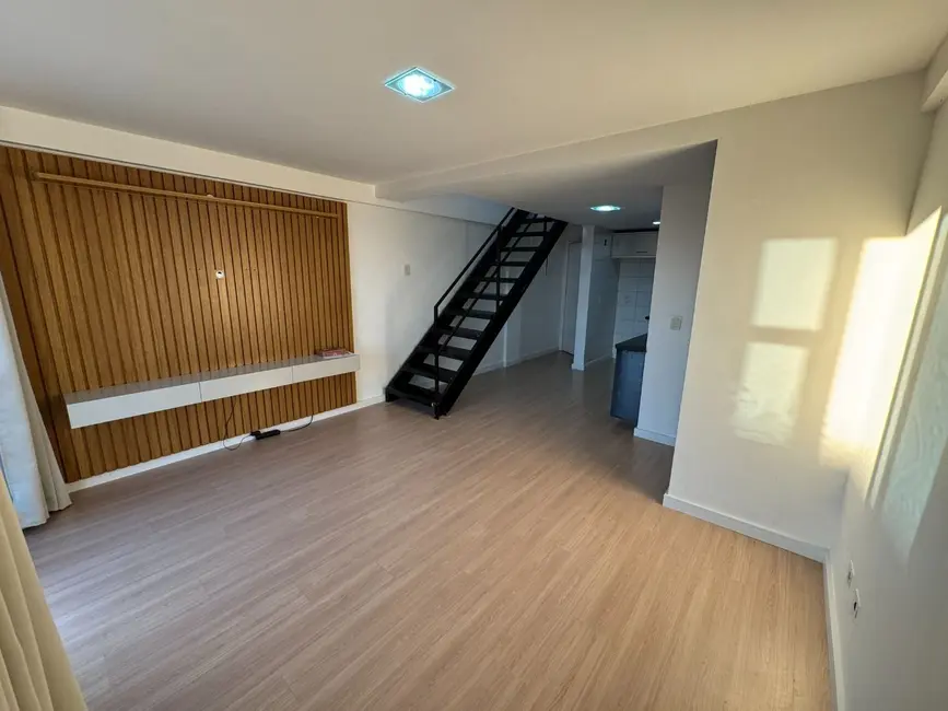 Cobertura com 2 quartos à venda, 110m2 em Rio De Janeiro - RJ - imagem 5 Foto 5 de Cobertura com 2 quartos à venda, 110m2 em Rio De Janeiro - RJ