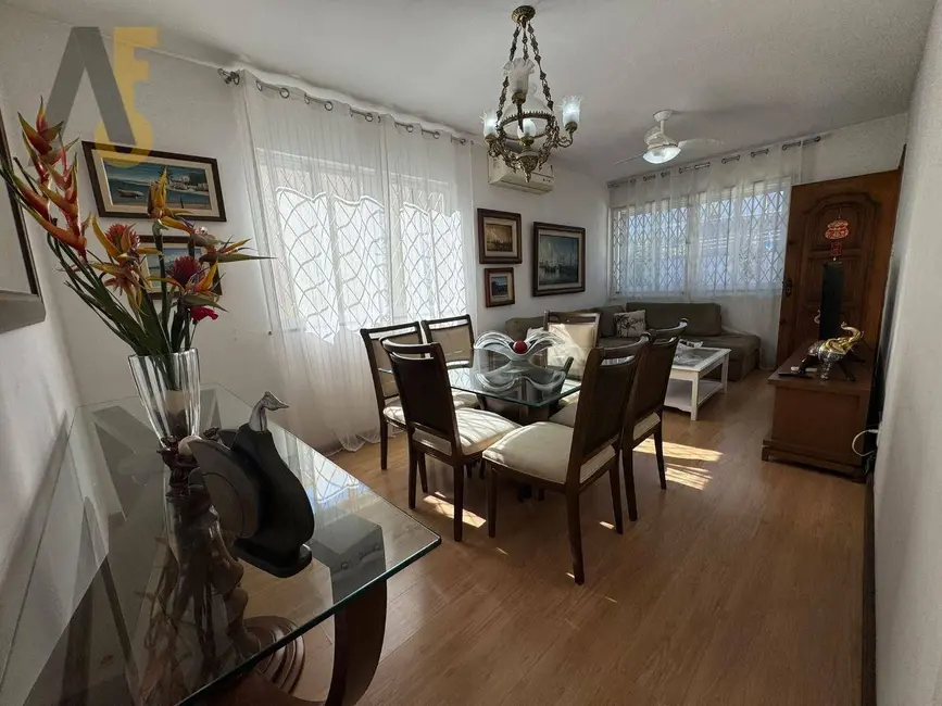Foto 8 de Casa com 3 quartos à venda, 302m2 em Rio De Janeiro - RJ
