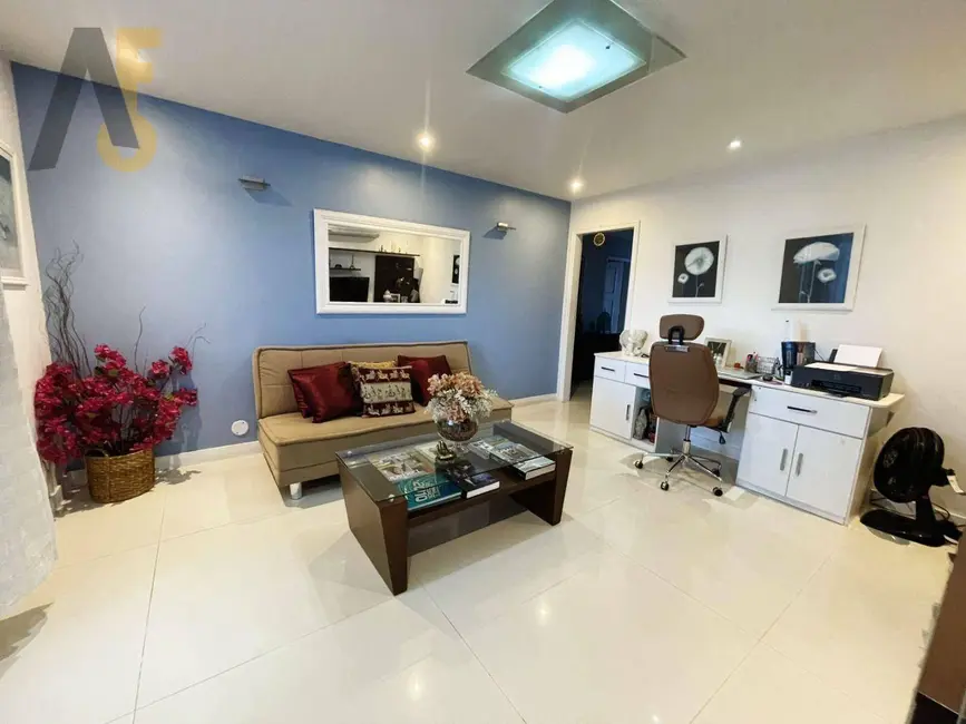 Foto 5 de Casa com 6 quartos à venda, 267m2 em Rio De Janeiro - RJ