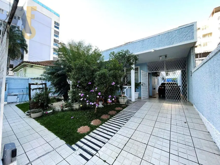 Foto 2 de Casa com 6 quartos à venda, 267m2 em Rio De Janeiro - RJ