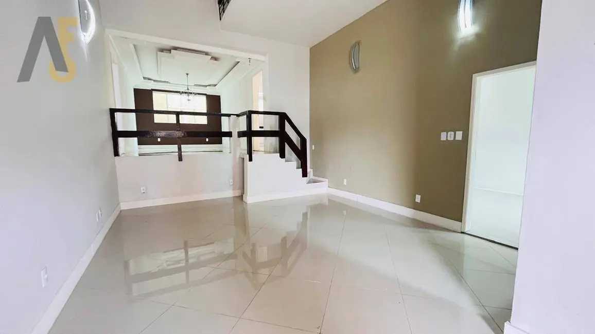Foto 3 de Casa de Condomínio com 4 quartos à venda, 468m2 em Rio De Janeiro - RJ