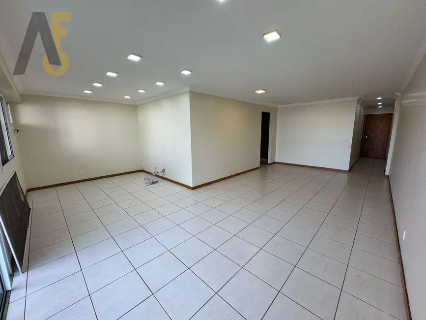 Apartamento com 3 quartos à venda, 129m2 em Rio De Janeiro - RJ - imagem 1 Foto 1 de Apartamento com 3 quartos à venda, 129m2 em Rio De Janeiro - RJ