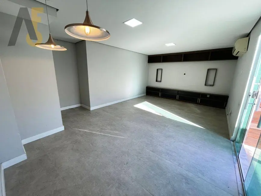 Cobertura com 3 quartos à venda, 136m2 em Pechincha, Rio De Janeiro - RJ - imagem 2 Foto 2 de Cobertura com 3 quartos à venda, 136m2 em Pechincha, Rio De Janeiro - RJ