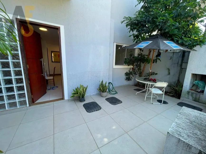 Casa de Condomínio com 3 quartos à venda, 130m2 em Rio De Janeiro - RJ - imagem 2 Foto 2 de Casa de Condomínio com 3 quartos à venda, 130m2 em Rio De Janeiro - RJ