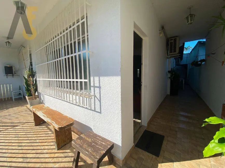 Casa de Condomínio com 5 quartos à venda, 334m2 em Rio De Janeiro - RJ - imagem 4 Foto 4 de Casa de Condomínio com 5 quartos à venda, 334m2 em Rio De Janeiro - RJ