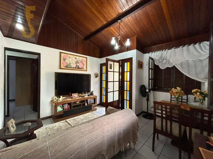 Casa de Condomínio com 2 quartos à venda, 150m2 em Anil, Rio De Janeiro - RJ - imagem 9 Foto 9 de Casa de Condomínio com 2 quartos à venda, 150m2 em Anil, Rio De Janeiro - RJ