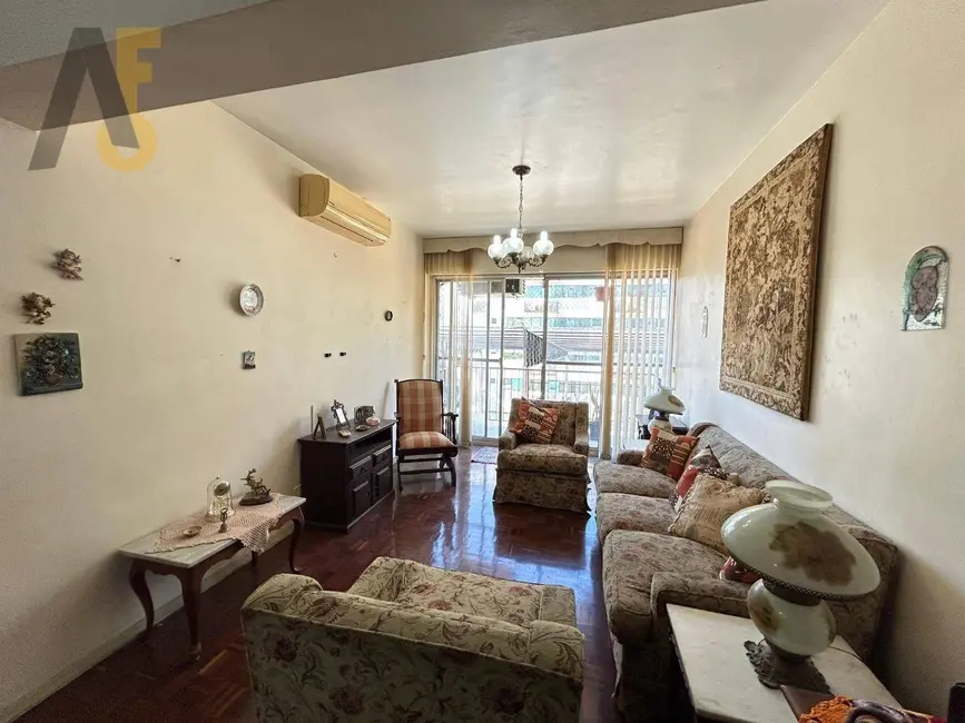 Apartamento com 3 quartos à venda, 117m2 em Rio De Janeiro - RJ - imagem 4 Foto 4 de Apartamento com 3 quartos à venda, 117m2 em Rio De Janeiro - RJ