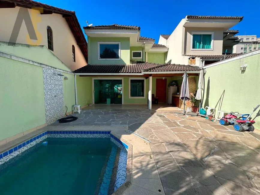 Casa de Condomínio com 4 quartos à venda, 165m2 em Pechincha, Rio De Janeiro - RJ - imagem 2 Foto 2 de Casa de Condomínio com 4 quartos à venda, 165m2 em Pechincha, Rio De Janeiro - RJ