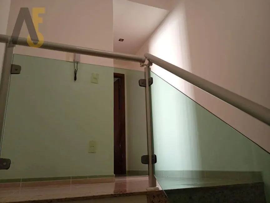 Casa com 3 quartos à venda, 103m2 em Anil, Rio De Janeiro - RJ - imagem 2 Foto 2 de Casa com 3 quartos à venda, 103m2 em Anil, Rio De Janeiro - RJ