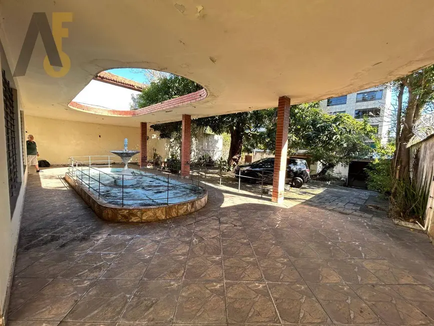 Foto 2 de Casa com 4 quartos à venda, 1200m2 em Rio De Janeiro - RJ