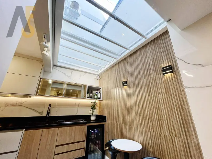 Casa com 3 quartos à venda, 104m2 em Vila Valqueire, Rio De Janeiro - RJ - imagem 7 Foto 7 de Casa com 3 quartos à venda, 104m2 em Vila Valqueire, Rio De Janeiro - RJ