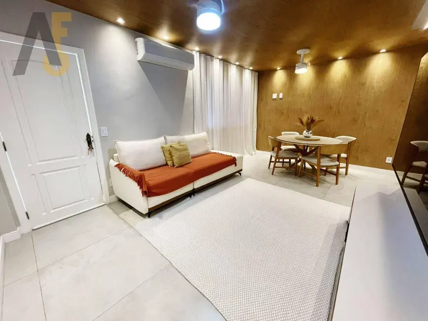 Casa com 3 quartos à venda, 104m2 em Vila Valqueire, Rio De Janeiro - RJ - imagem 4 Foto 4 de Casa com 3 quartos à venda, 104m2 em Vila Valqueire, Rio De Janeiro - RJ