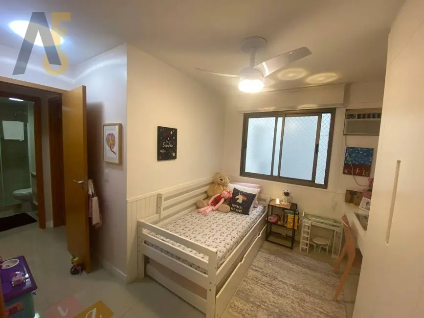 Apartamento com 3 quartos à venda, 112m2 em Rio De Janeiro - RJ - imagem 9 Foto 9 de Apartamento com 3 quartos à venda, 112m2 em Rio De Janeiro - RJ