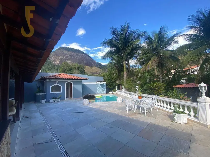 Casa de Condomínio com 5 quartos à venda, 600m2 em Rio De Janeiro - RJ - imagem 1 Foto 1 de Casa de Condomínio com 5 quartos à venda, 600m2 em Rio De Janeiro - RJ