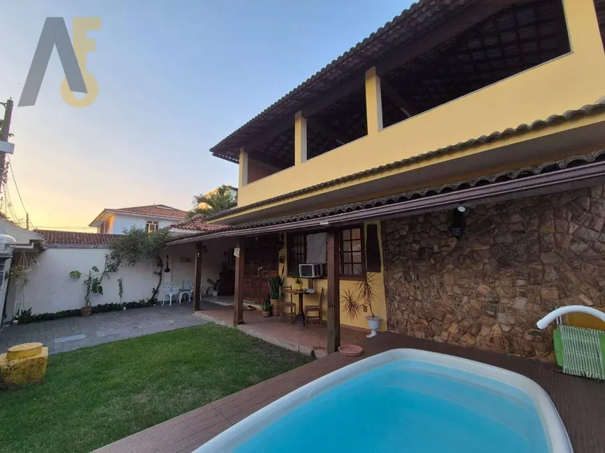 Foto 2 de Casa com 3 quartos à venda, 130m2 em Rio De Janeiro - RJ