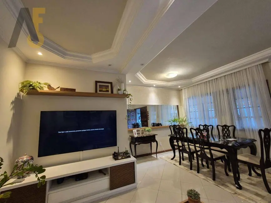 Foto 3 de Casa com 3 quartos à venda, 130m2 em Rio De Janeiro - RJ