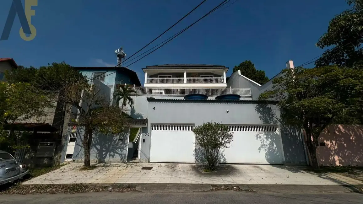 Casa com 4 quartos à venda, 237m2 em Anil, Rio De Janeiro - RJ - imagem 2 Foto 2 de Casa com 4 quartos à venda, 237m2 em Anil, Rio De Janeiro - RJ