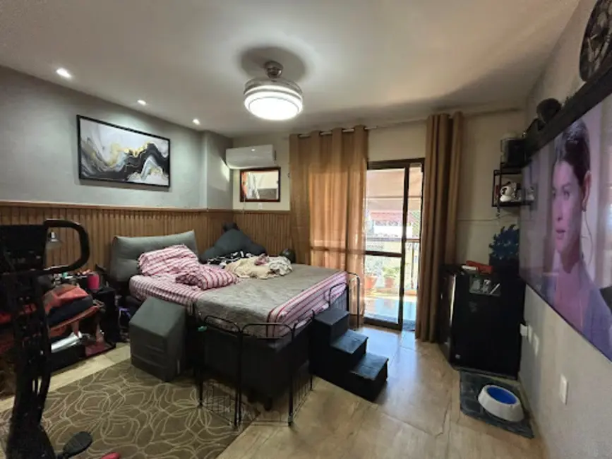 Apartamento com 3 quartos à venda, 118m2 em Rio De Janeiro - RJ - imagem 8 Foto 8 de Apartamento com 3 quartos à venda, 118m2 em Rio De Janeiro - RJ