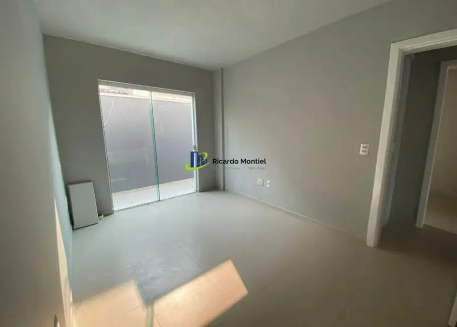 Foto 2 de Apartamento com 2 quartos à venda, 57m2 em Santa Regina, Camboriu - SC