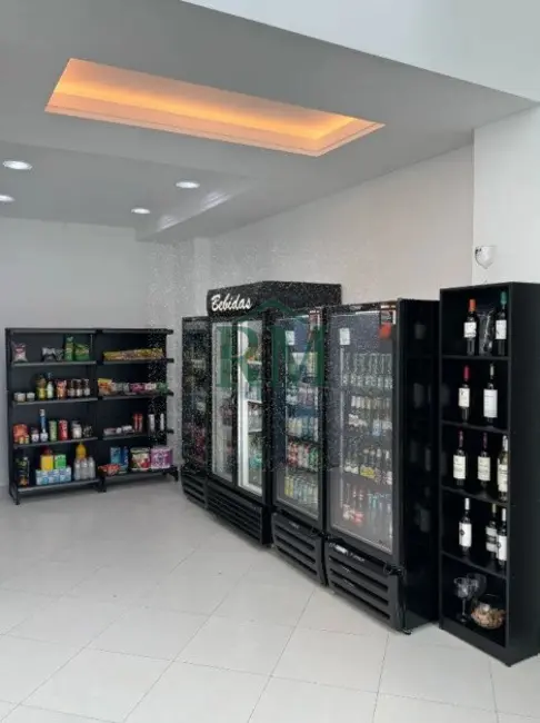 Foto 2 de Loja à venda, 66m2 em Centro, Balneario Camboriu - SC