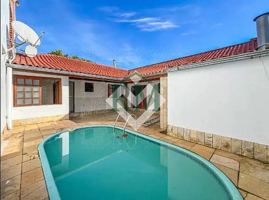 Foto 1 de Casa com 2 quartos à venda, 173m2 em Pinheiro Machado, Santa Maria - RS