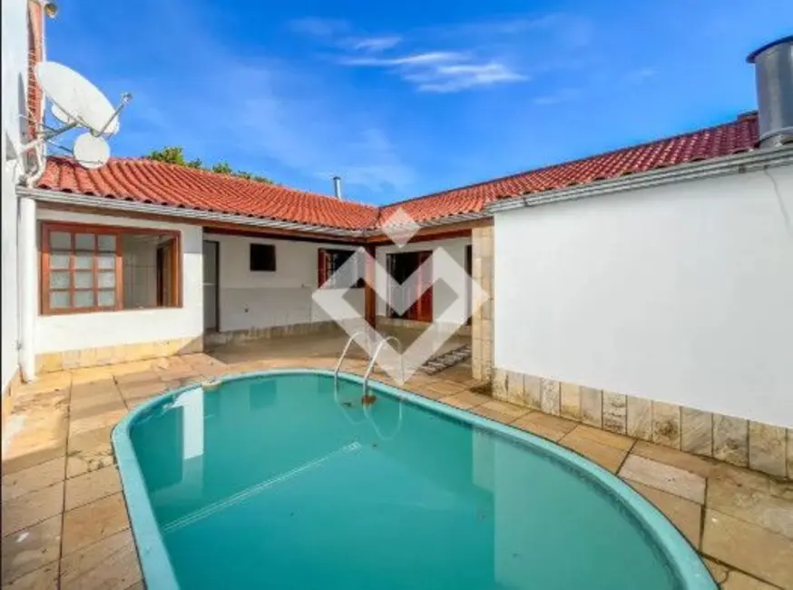 Foto 1 de Casa com 2 quartos à venda, 173m2 em Pinheiro Machado, Santa Maria - RS