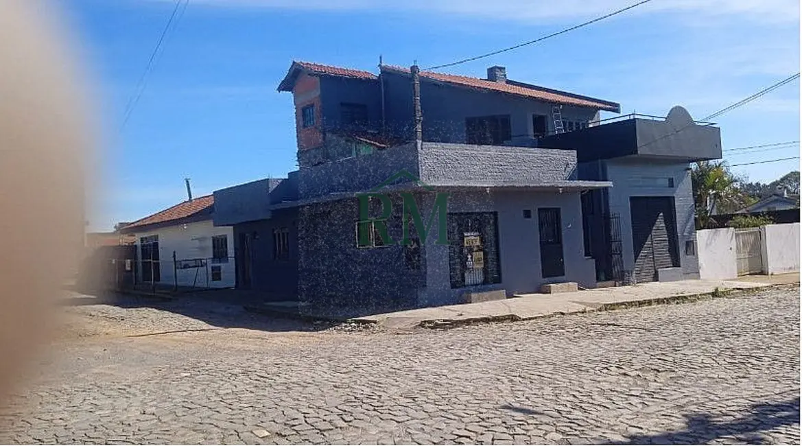 Sala Comercial para alugar, 350m2 em Pinheiro Machado, Santa Maria - RS - imagem 1 Foto 1 de Sala Comercial para alugar, 350m2 em Pinheiro Machado, Santa Maria - RS