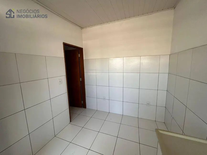 Kitnet com 1 quarto para alugar, 20m2 em Vila Liviero, São Paulo - SP - imagem 2 Foto 2 de Kitnet com 1 quarto para alugar, 20m2 em Vila Liviero, São Paulo - SP