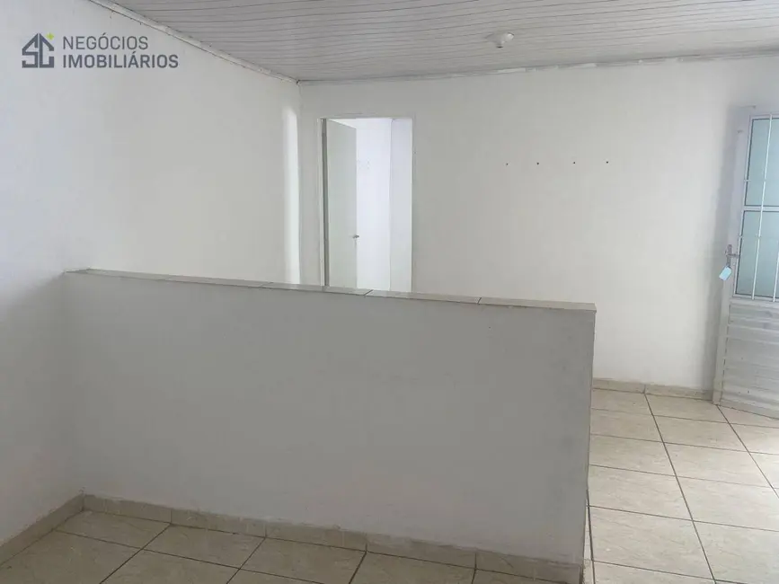 Foto 4 de Kitnet com 1 quarto para alugar, 35m2 em Jardim Botucatu, São Paulo - SP