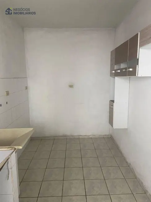 Foto 1 de Kitnet com 1 quarto para alugar, 25m2 em Jardim Rubilene, São Paulo - SP