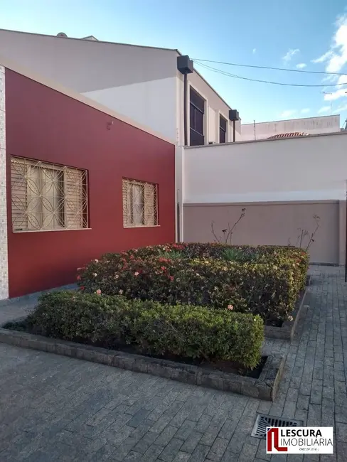 Foto 2 de Casa com 5 quartos à venda em Centro, Lorena - SP
