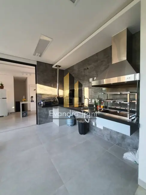 Foto 5 de Casa com 4 quartos à venda, 386m2 em Sao Jose Dos Campos - SP