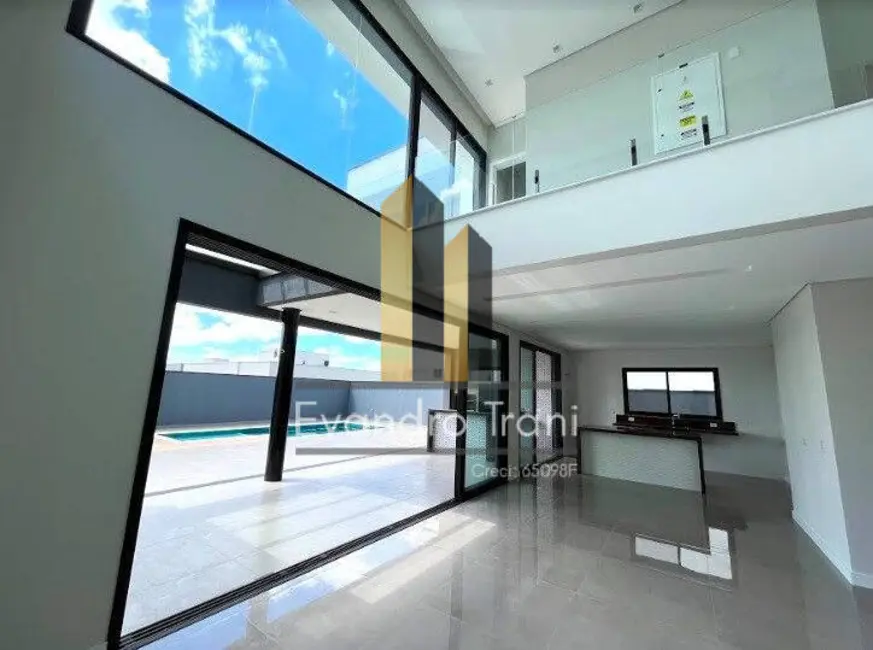 Foto 8 de Casa com 4 quartos à venda, 338m2 em Sao Jose Dos Campos - SP