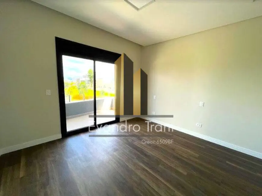 Foto 9 de Casa com 4 quartos à venda, 338m2 em Sao Jose Dos Campos - SP