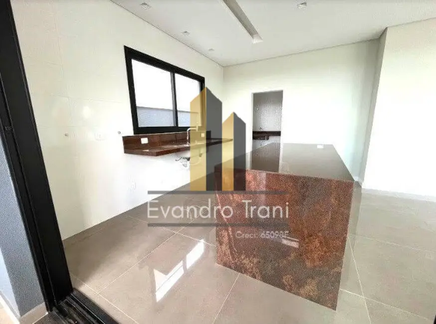 Foto 5 de Casa com 4 quartos à venda, 338m2 em Sao Jose Dos Campos - SP