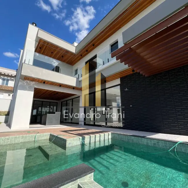 Casa com 5 quartos à venda, 495m2 em Sao Jose Dos Campos - SP - imagem 3 Foto 3 de Casa com 5 quartos à venda, 495m2 em Sao Jose Dos Campos - SP