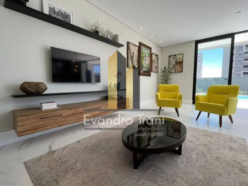 Foto 4 de Casa com 4 quartos à venda, 293m2 em Sao Jose Dos Campos - SP