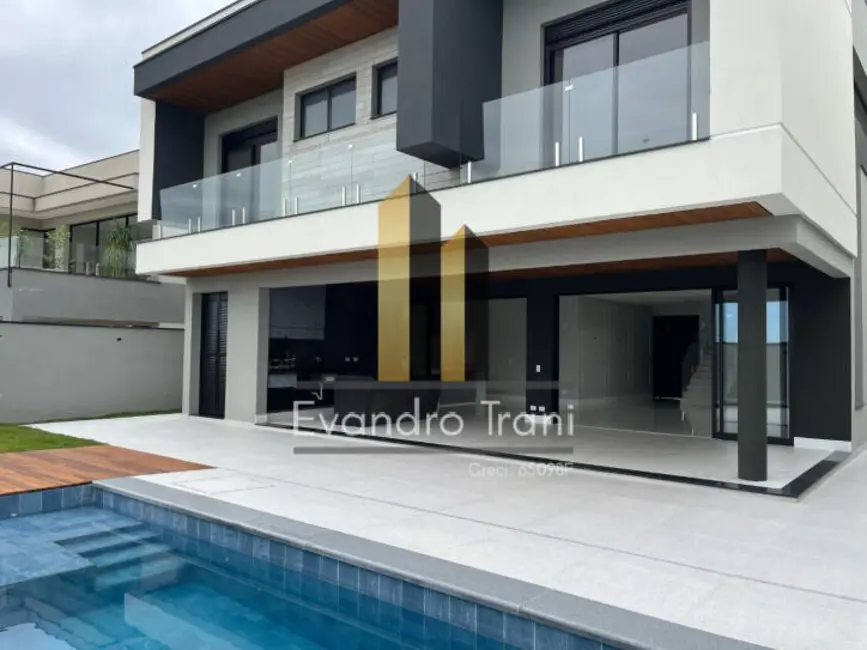 Foto 1 de Casa com 4 quartos à venda, 400m2 em Sao Jose Dos Campos - SP