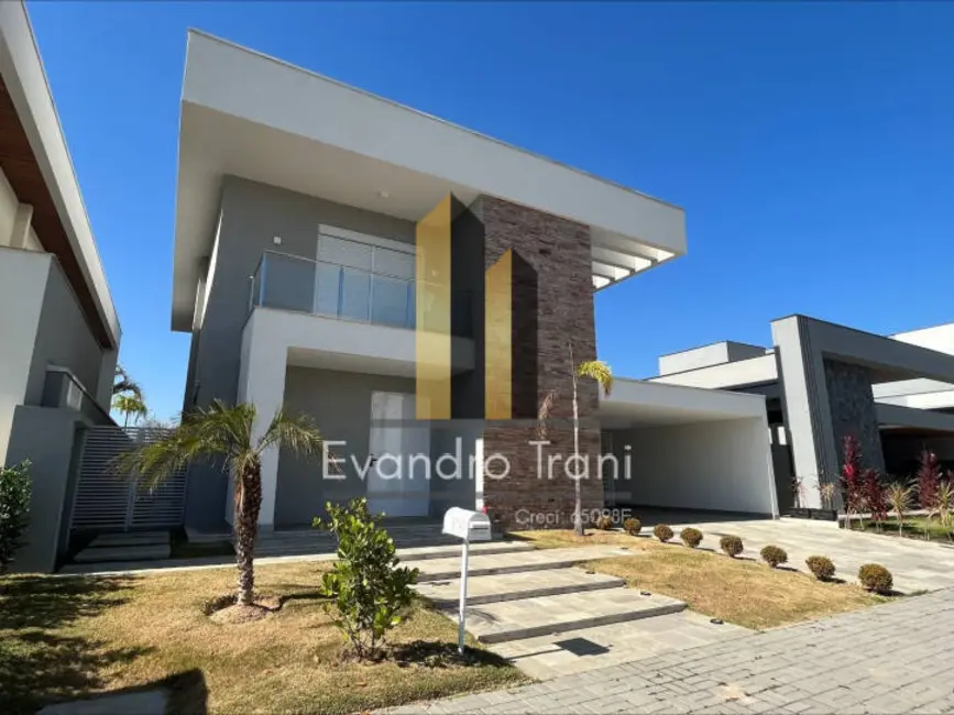 Foto 3 de Casa com 3 quartos à venda, 285m2 em Sao Jose Dos Campos - SP